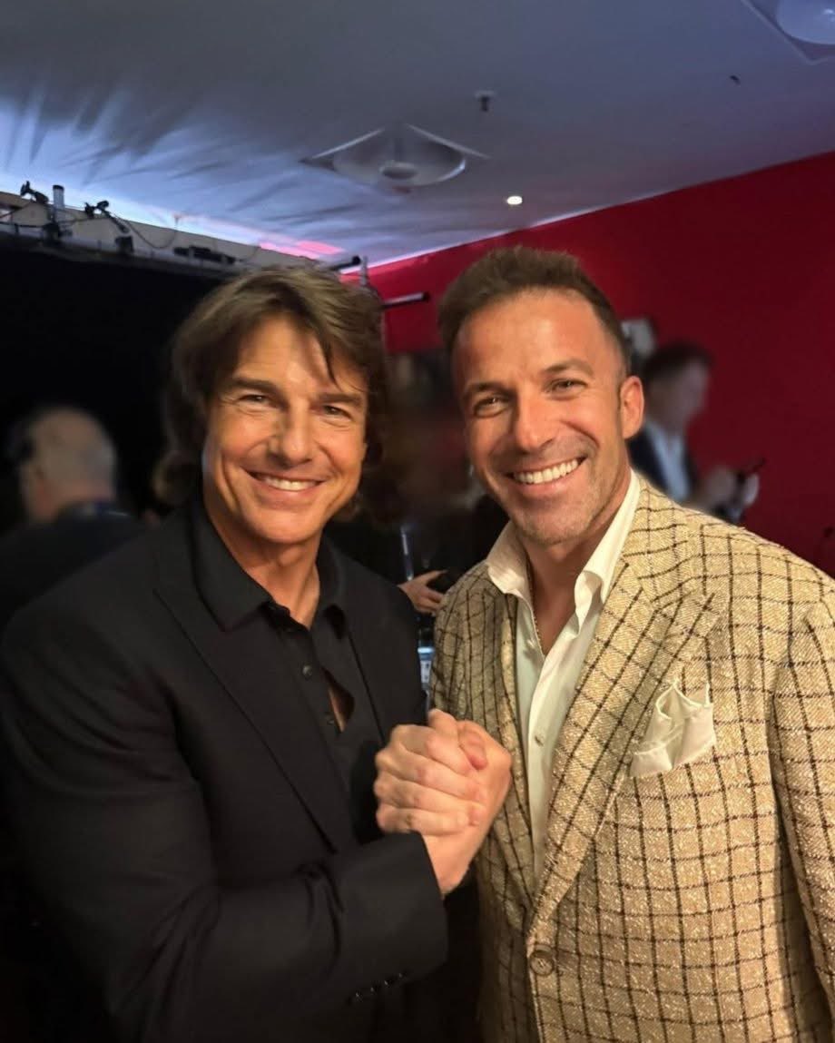 Del Piero with a fan