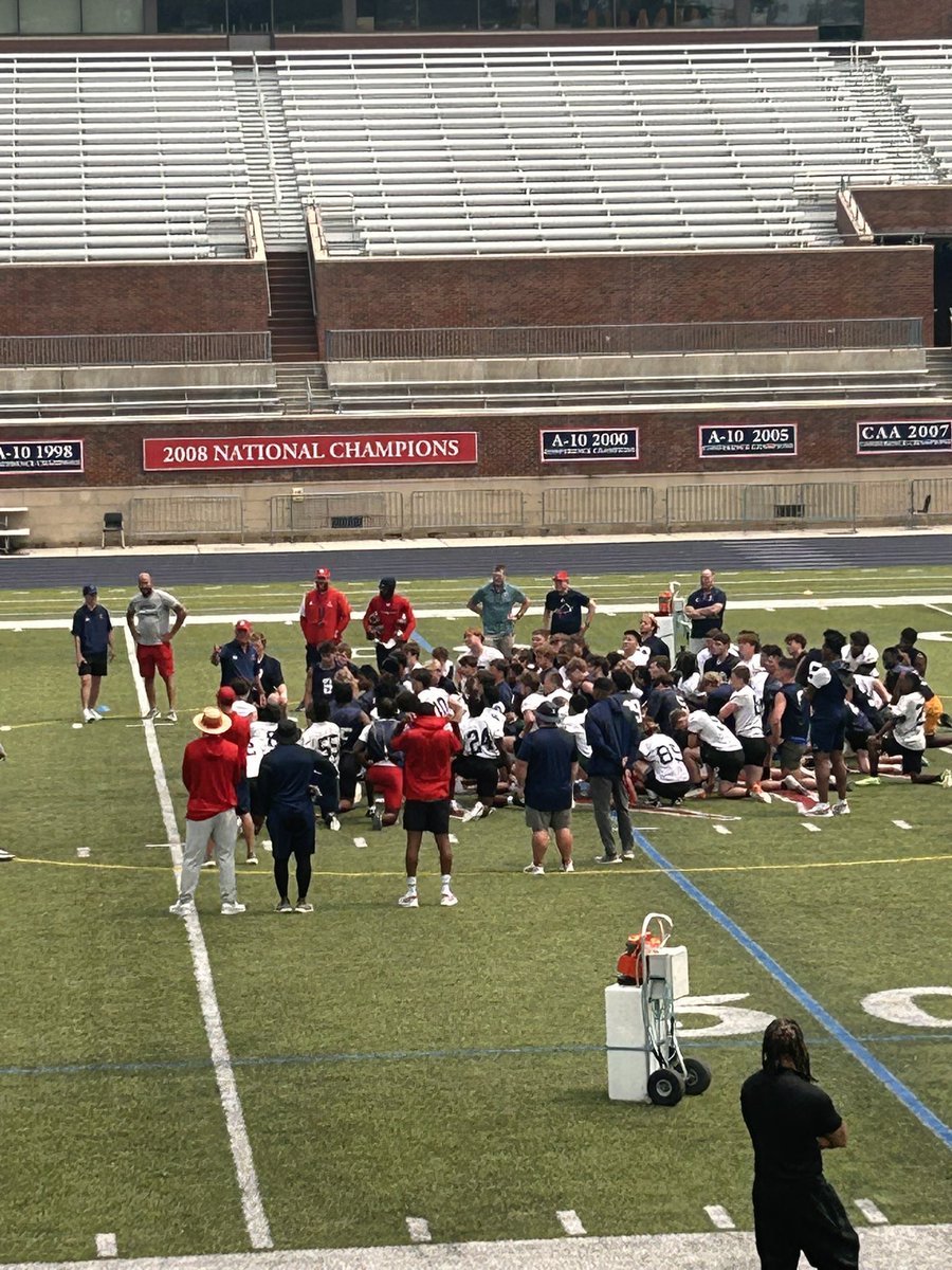 CullenBurch26's tweet image. Had a great day at U of R camp today! Fun to work hard and compete! Thanks to @RussHuesman @coachjtaylorjr and @CoachM_Cummings for hosting. Look forward to getting back on campus. Go Spiders!
