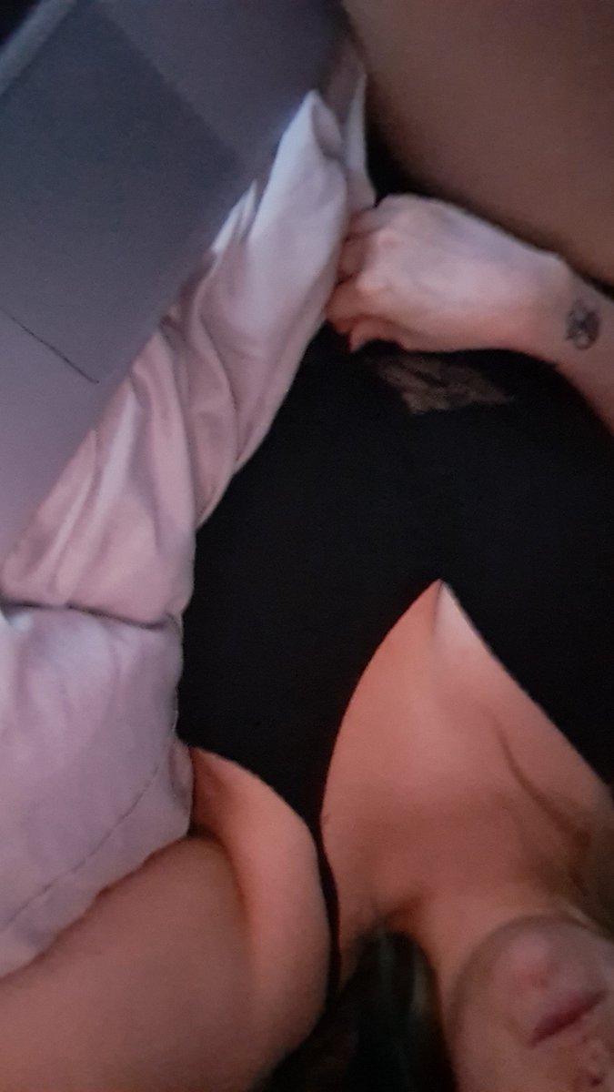 I wanna chat to youu ♡ 
Onlyfans.com/aestdoes