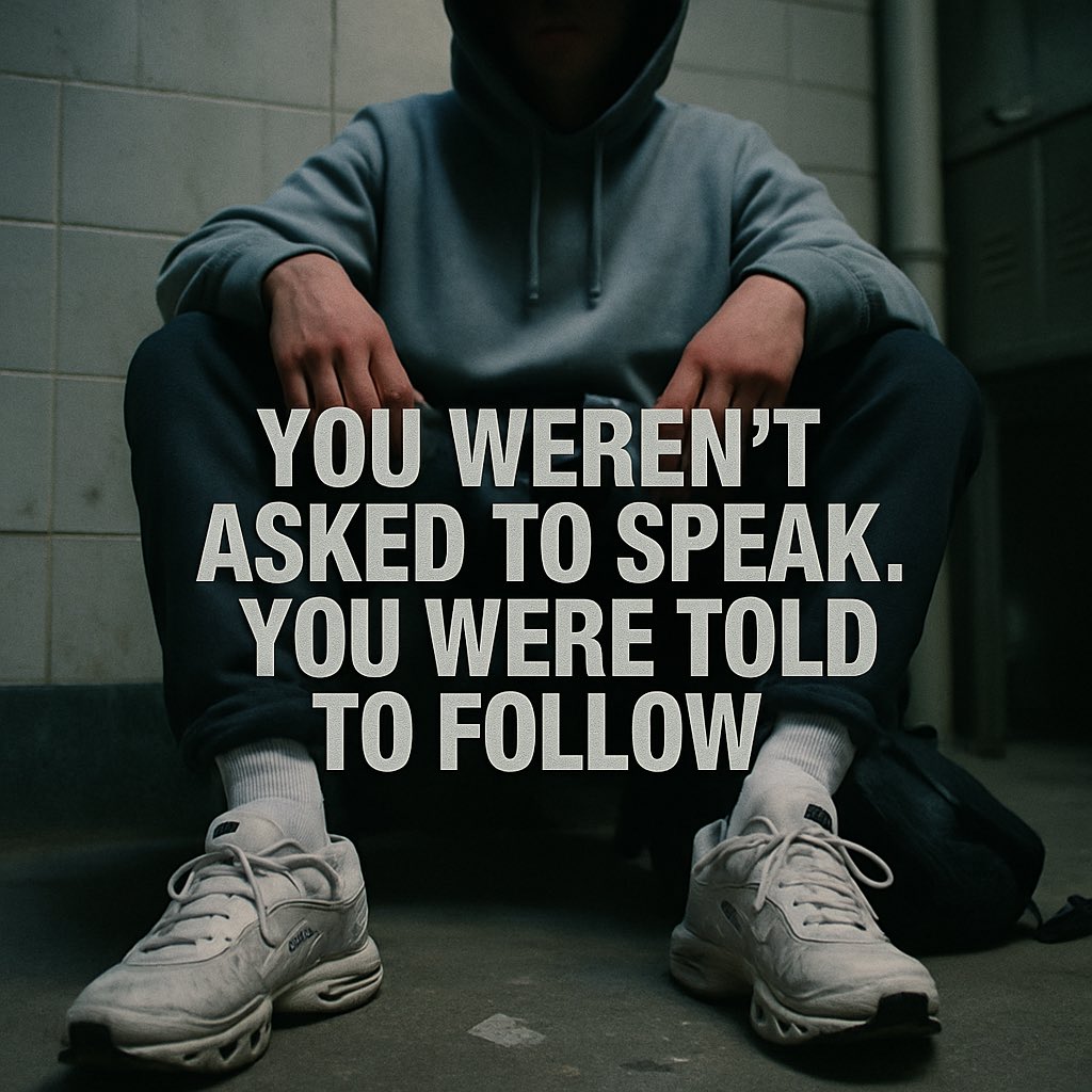 thealphacrush's tweet photo. No voice. No vote.
Just follow like you’re meant to.

#findom #scallycontrol #silentobedience https://t.co/VgCNx1bTRA
