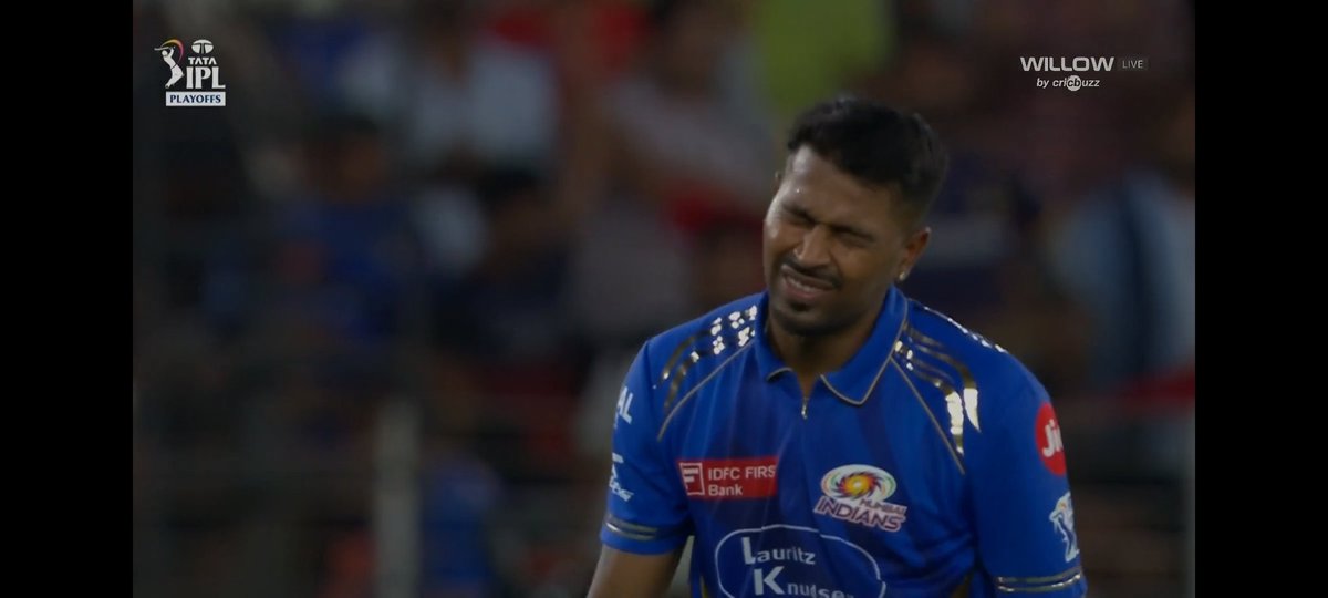 Premless18loli's tweet photo. @GaurangBhardwa1 Hardik Pandya’s captaincy is a masterclass in poor decisions. Clueless bowling changes, zero leadership spark, and ego > team. No strategy, no adaptability...just chaos in motion. Team deserves better. #IPL #HardikPandya #CaptaincyFail https://t.co/BQX8ayQsu8