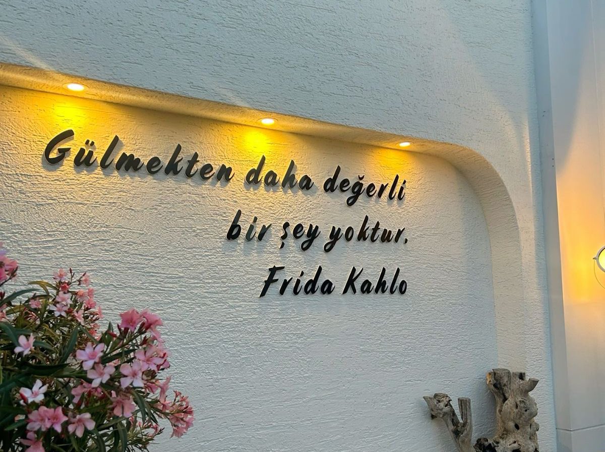 seloakpinar's tweet photo. Gülümsedim :) https://t.co/3coh8Rxl1l