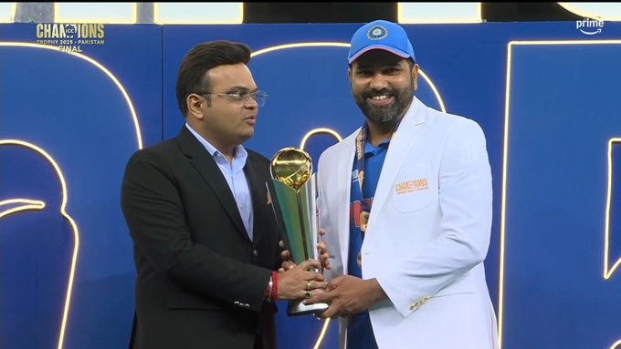 Haha Bumrah failed so
<a href="/hardikpandya7/">hardik pandya</a> lost the match
 
Meanwhile #RohitSharma without Bumrah 🥱