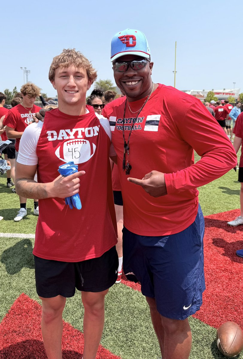 HunterMullen_WR's tweet image. Had a great time competing @DaytonFootball today. 
Can’t wait to get back!

@wcsIHSfootball @TDAndrews4 @CoachEwald @CoachFlaherty4 @John_bowes_ @CSmithScout @NatlPlaymkrsAca @BuckFitz @jaxon_rose8