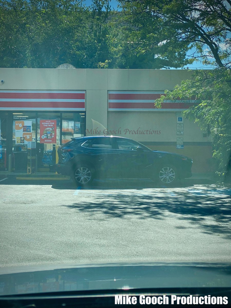 MikeGooch_Pics's tweet photo. New Jersey Parking by #MikeGoochProductions
#photography #photo #nycphotographer #FollowThisPhotoGuy #PhotographyIsArt #streetphotography #streetphotographer #parking #parkinglot #parkingproblems #newjersey https://t.co/60wrsE6EFe