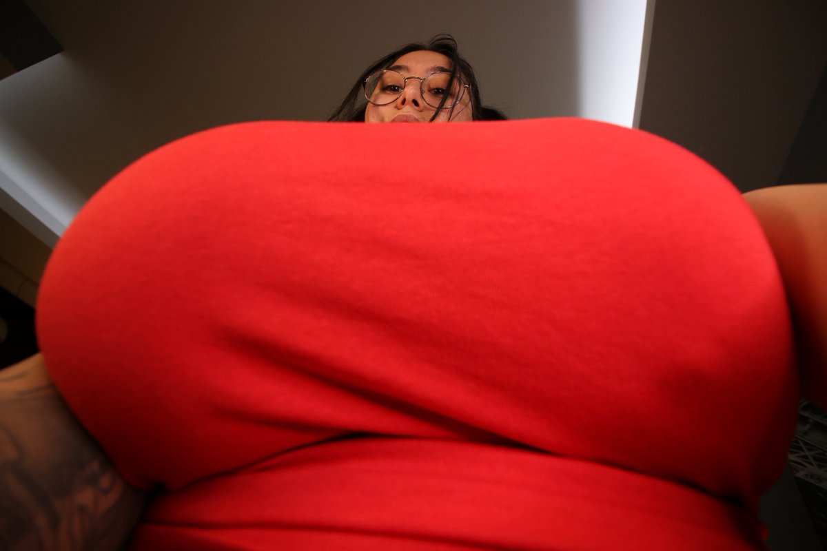 Everything goes by : 
-send me a pic when you get home!
To: -record yourself for me while I work! 
⬇️
onlyfans.com/bunny_madelline
 ⬇️
paypal.me/BunnyMadellin