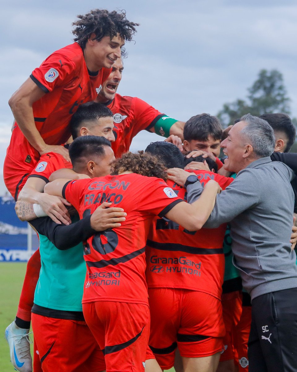 🌟Palmarés Clubes del #FútbolParaguayo⚽️🇵🇾(1906-2025)

🏆Títulos totales en toda la historia:

🥇 #Olimpia 63
🥈 #CerroPorteño 39
🥉 #Libertad 32 🆕‼️
4️⃣ #Nacional 13
5️⃣ #Guaraní  12
6️⃣ #Luqueño  3
6️⃣ #SolDeAmérica 3
7️⃣ #Ameliano 2
8️⃣ #PdteHayes 1
8️⃣ #Colegiales 1
8️⃣ #CerroCorá 1