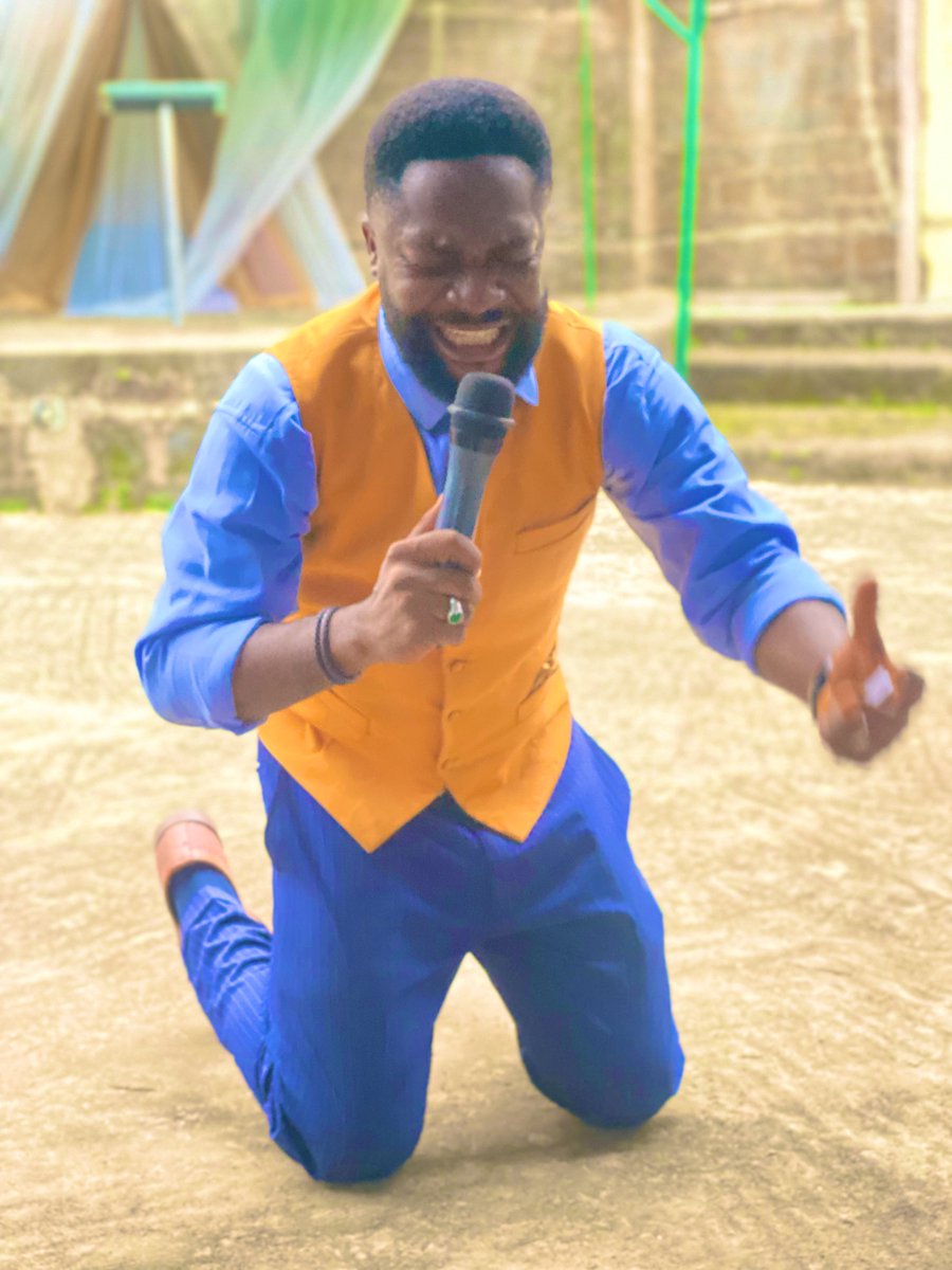 _victor_kings's tweet photo. I am a Baptist youth and it is my season to break forth. 
Disclaimer: for frame 3&amp;4, I am not the youth pastor, I am just the Ex youth pastor. 

#Breakforth2025 
#NBCyouthweek2025 https://t.co/uOwRtxVHv2