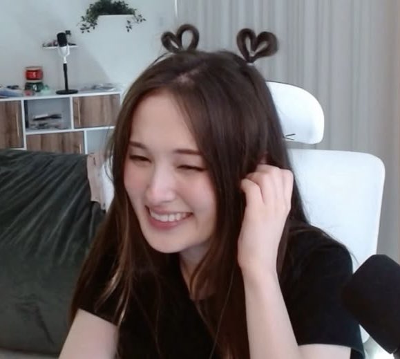 daily tina (@mytinakitten) on Twitter photo 