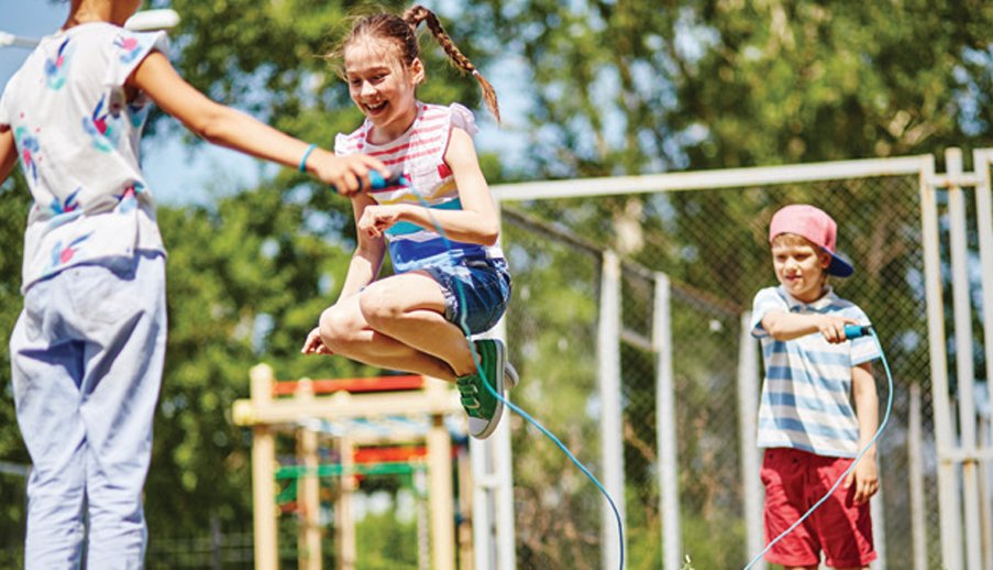 Governor Lee signed a bill into law last week that lengthens the required amount of recess time for Tennessee's elementary schools. bit.ly/3T5hFak

Photo: CDC