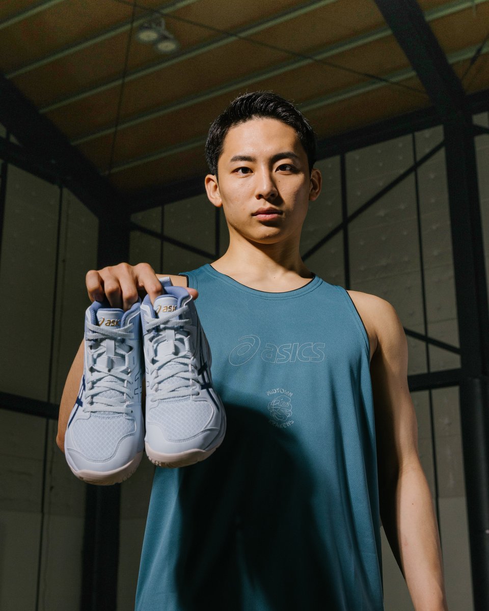 Rakuten Sports (@rakutensportsjp) on Twitter photo \🏀マネジメントアスリート🏀/
#河村勇輝 選手の想いが詰まった
#ASICSBasketball 初のスペシャルエディション「UNPRE ARS LOW 2 RT」とカラー連動したジュニアモデル「DUNKSHOT MB 10 L.E.」
本日より公式オンラインストアにて販売開始👟✨
<a href="/KawamuraYuki/">Yuki Kawamura / 河村勇輝</a>
<a href="/ASICS_JP/">ASICS Japan</a> \🏀マネジメントアスリート🏀/
#河村勇輝 選手の想いが詰まった
#ASICSBasketball 初のスペシャルエディション「UNPRE ARS LOW 2 RT」とカラー連動したジュニアモデル「DUNKSHOT MB 10 L.E.」
本日より公式オンラインストアにて販売開始👟✨
<a href="/KawamuraYuki/">Yuki Kawamura / 河村勇輝</a>
<a href="/ASICS_JP/">ASICS Japan</a>