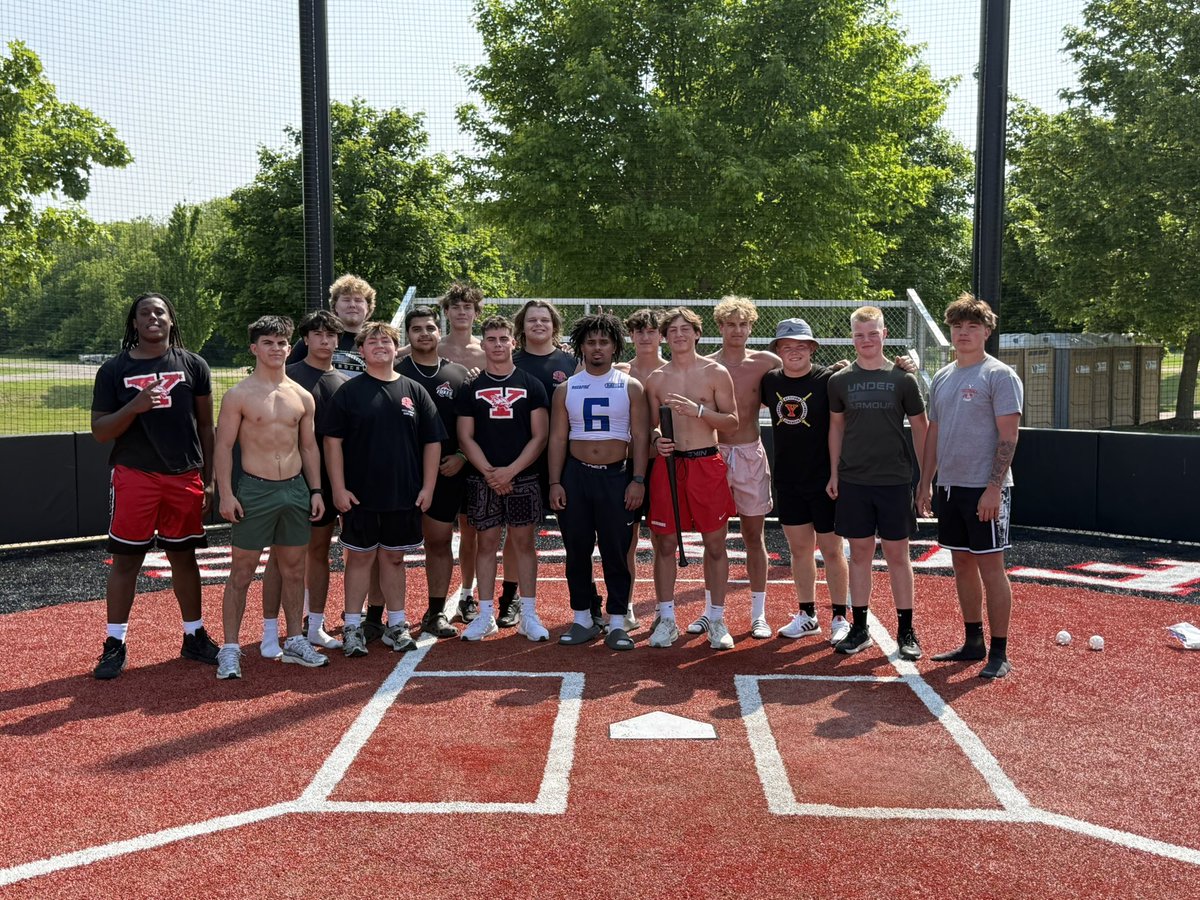 Chris Galloway (@coachgalloway44) on Twitter photo The success of <a href="/_YHSsoftball/">Yorkville High School Softball</a> got the fellas wanting to take a few swings! Good luck at Sectionals on Tuesday! You make a huge impact on YHS and the rest of our community! GO FOXES🦊‼️ The success of <a href="/_YHSsoftball/">Yorkville High School Softball</a> got the fellas wanting to take a few swings! Good luck at Sectionals on Tuesday! You make a huge impact on YHS and the rest of our community! GO FOXES🦊‼️