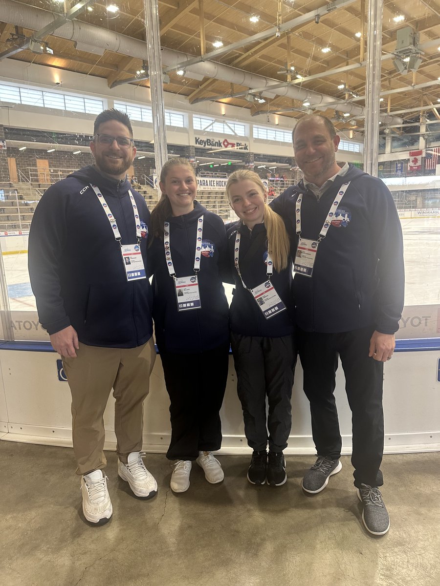 Buffalo_AT's tweet image. This week, our students and faculty partnered with @UBMDOrtho to provide medical care for the 2025 World Para Ice Hockey Championships in Buffalo! 🌍🏒 8 countries, countless languages, and an unforgettable experience. Oh—and Team USA won GOLD! 🇺🇸🥇 #UBuffalo #UBSPHHP