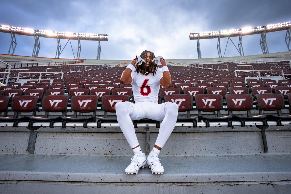 🦃🦃? #officialvisit #decisiontime