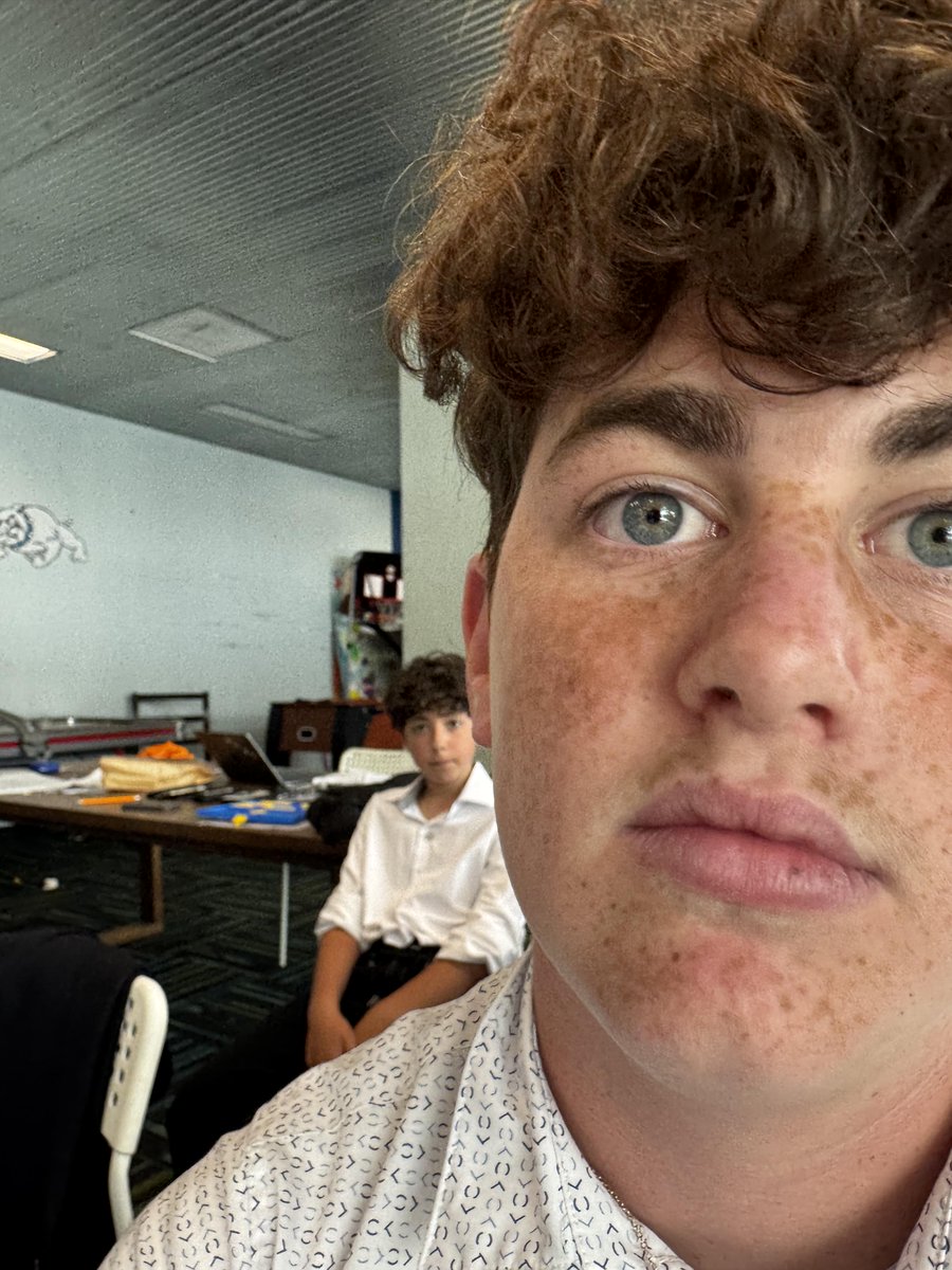 YaNIV is stepping up as Historian Shotare and will pack our archiNIVes with memories we’ll never forget!