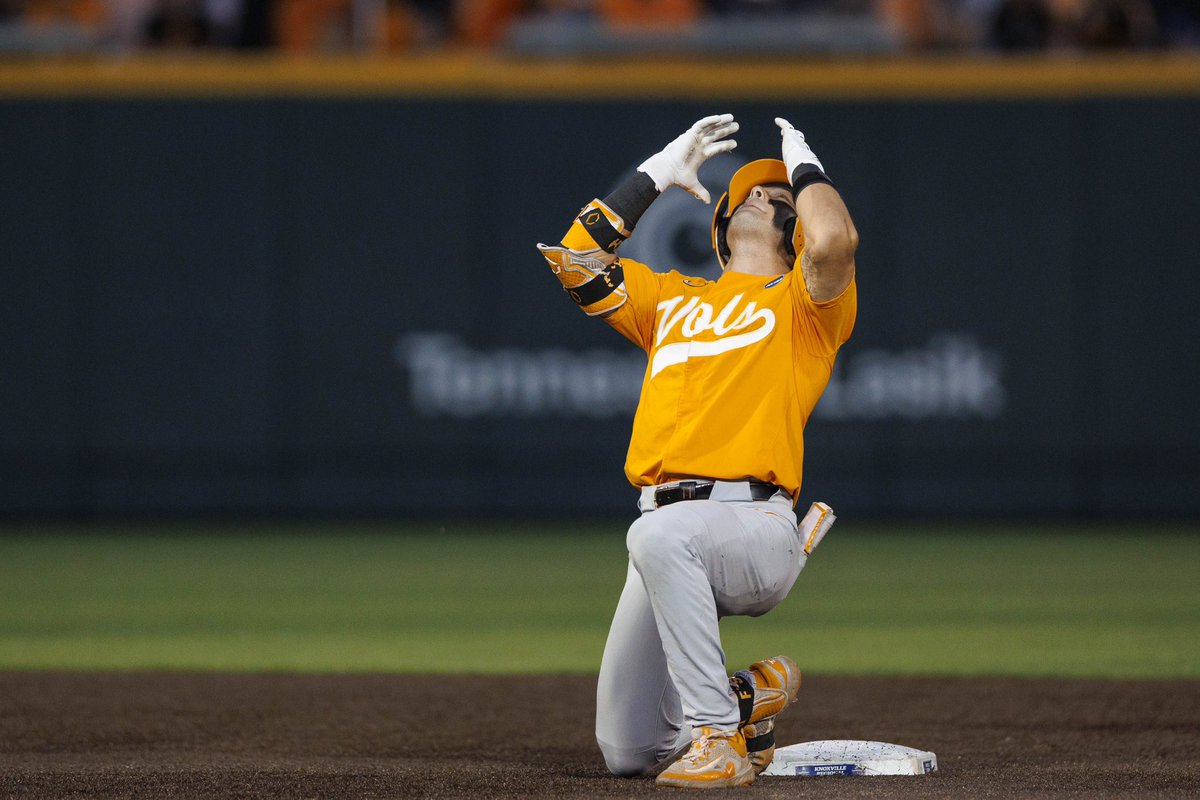 sirfischer3's tweet image. need LNS rocking tn, if u think ur loud enough, ur not.