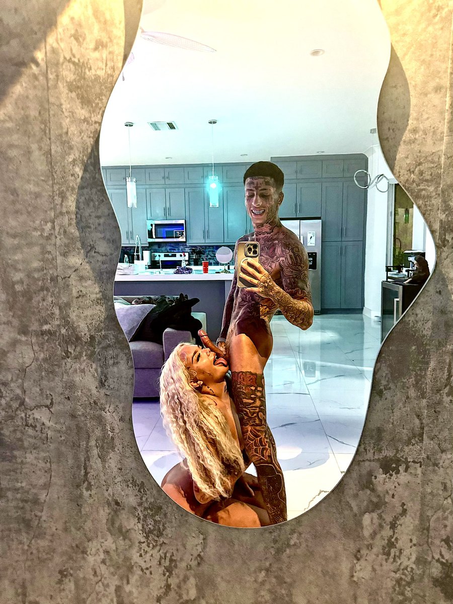 Be real my dick is the size of head or nah?

fansly.com/Islandboyflyy/