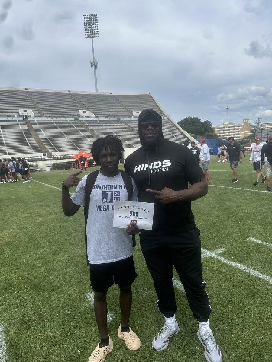 Derrion lewis (@derrionlewis31) on Twitter photo After a good talk with <a href="/CoachQSauls/">Coach Quentin C Saulsberry</a> i’m blessed to receive my first offer from hinds community college <a href="/JoeWebb_14/">Joe Webb III</a> <a href="/COACH_STILLINGS/">Coach Stillings</a> <a href="/coach_tko/">Coach Davis</a> <a href="/Ayddenmoody06/">Aydden moody 3🌟</a> <a href="/PrepRedzoneAL/">Prep Redzone Alabama</a> <a href="/AL6AFootball/">Alabama6AFootball</a> #AGTG After a good talk with <a href="/CoachQSauls/">Coach Quentin C Saulsberry</a> i’m blessed to receive my first offer from hinds community college <a href="/JoeWebb_14/">Joe Webb III</a> <a href="/COACH_STILLINGS/">Coach Stillings</a> <a href="/coach_tko/">Coach Davis</a> <a href="/Ayddenmoody06/">Aydden moody 3🌟</a> <a href="/PrepRedzoneAL/">Prep Redzone Alabama</a> <a href="/AL6AFootball/">Alabama6AFootball</a> #AGTG