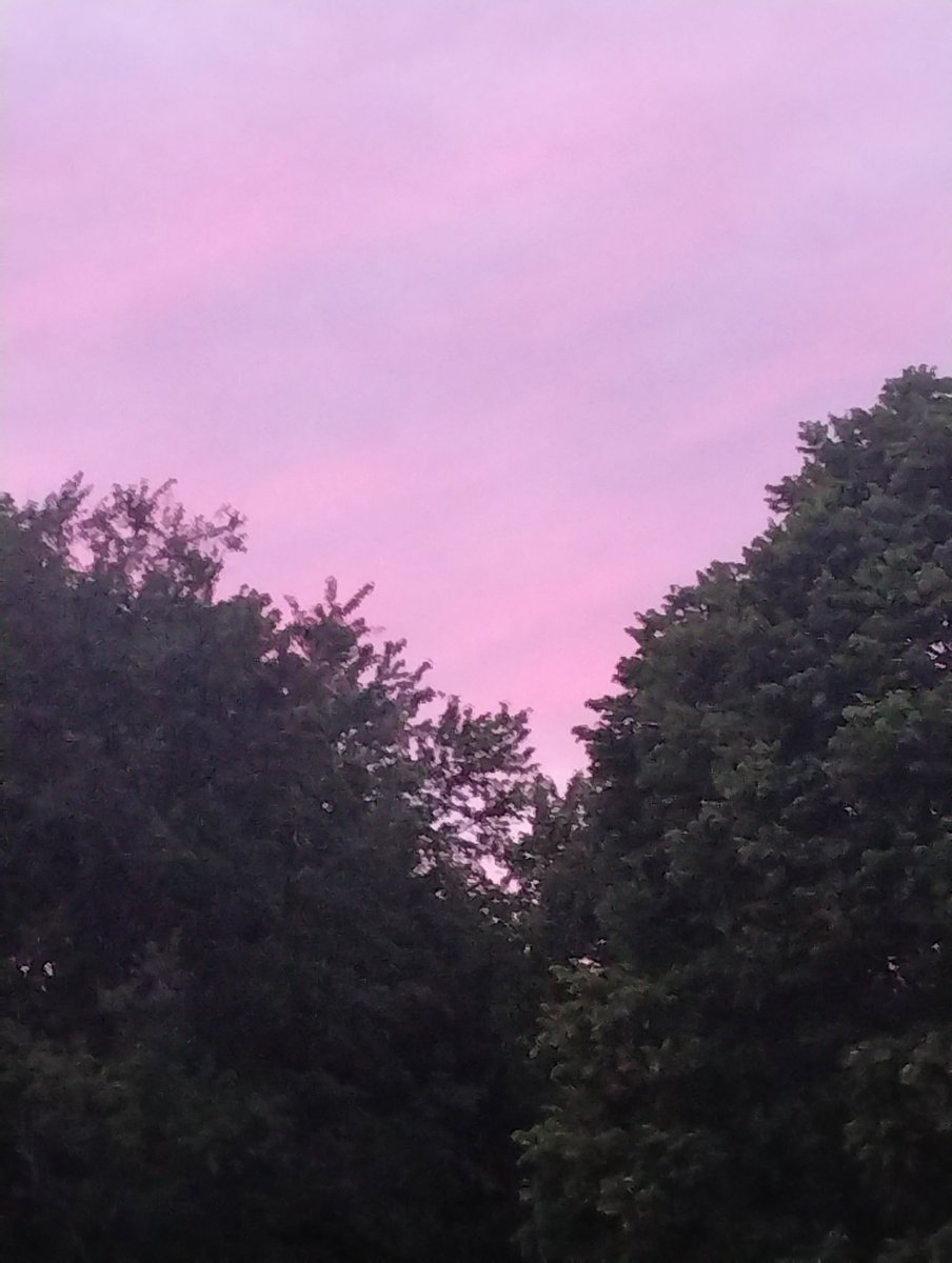 afcbsupporter's tweet image. It was a Jimi Hendrix &quot;Purple Haze&quot; sunset tonight in Poolesville