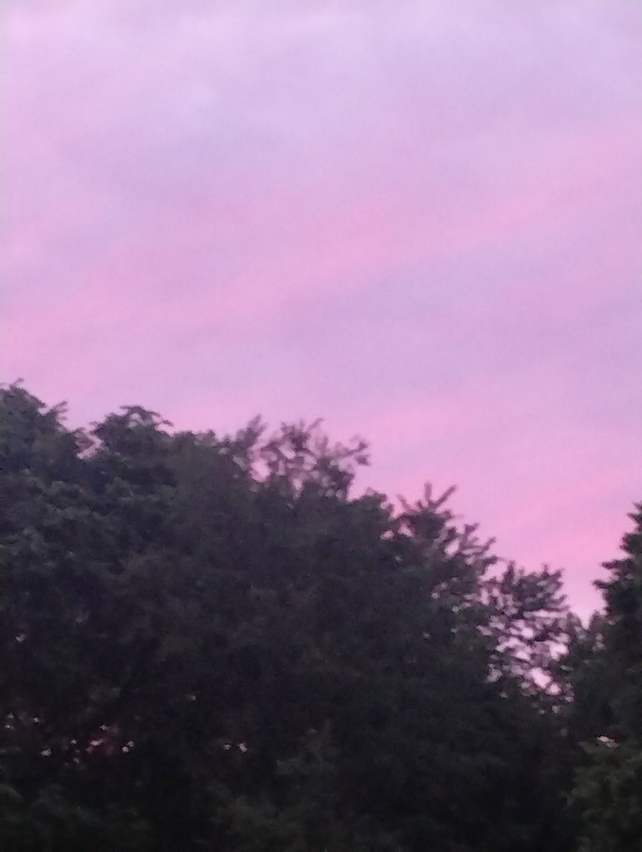 afcbsupporter's tweet image. It was a Jimi Hendrix &quot;Purple Haze&quot; sunset tonight in Poolesville