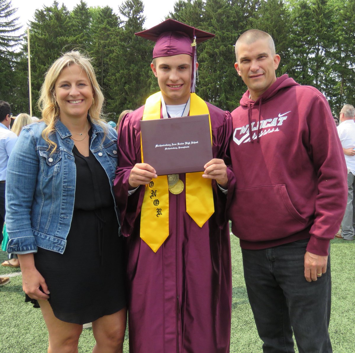 rdmark21's tweet photo. Congrats Dane on your hard work in the classroom and on the baseball field.   Honors and Two Baseball District Championships. Good luck at Messiah University!  Very proud of you.  Thank you teachers and coaches. End of an era for the Mark's! #GoWildcats https://t.co/a2IXtDVqRd