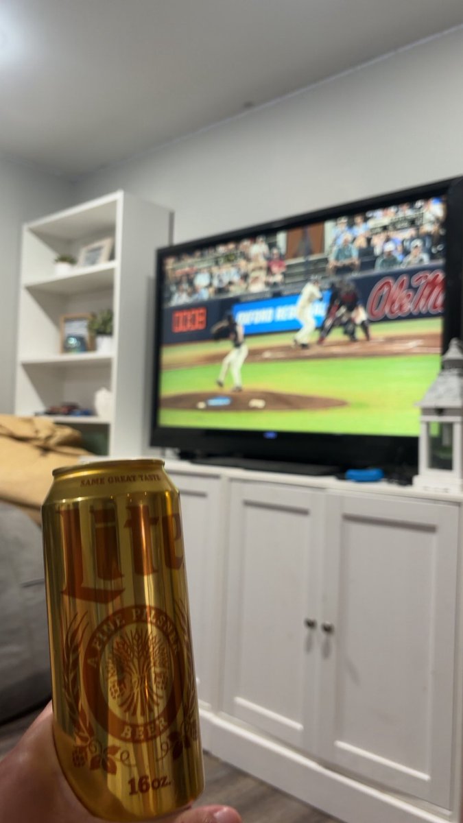 craig_chop's tweet image. Gold Miller lite while the rebs are putting bta. Can it possibly get better than this?
