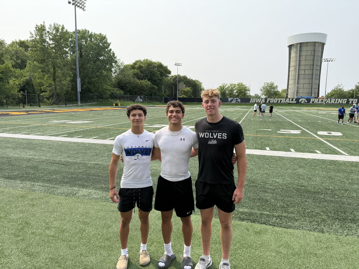 Joe Vinyard (@joevinyard11) on Twitter photo Thank you <a href="/Coach_Niemann/">Jay Niemann</a> and <a href="/HawkeyeFootball/">Hawkeye Football</a> for a great camp! Had a lot of fun competing and getting better! Thank you <a href="/Coach_Niemann/">Jay Niemann</a> and <a href="/HawkeyeFootball/">Hawkeye Football</a> for a great camp! Had a lot of fun competing and getting better!