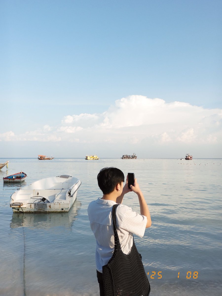 offtography tweet media