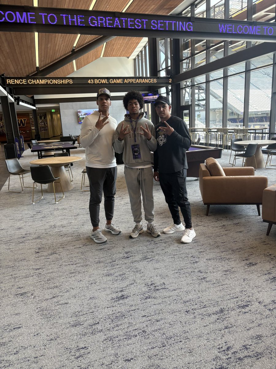 MyKel Ramos (@mykelramos_7) on Twitter photo Blessed to receive an offer from the University of Washington! ☔️☔️
<a href="/MDFootball/">Mater Dei Football</a> <a href="/raul3lara/">raul lara</a> <a href="/GregBiggins/">Greg Biggins</a>
<a href="/PGregorian/">Paul Gregorian</a> <a href="/BlairAngulo/">Blair Angulo</a> <a href="/adamgorney/">Adam Gorney</a> <a href="/ChadSimmons_/">ChadSimmons</a> <a href="/TheUCReport/">Billy Tucker</a> <a href="/W4DOOD_/">Jaleel Wadood</a> <a href="/CoachJeddFisch/">Jedd Fisch</a> <a href="/CoachJRich/">John Richardson</a> <a href="/Realregular4/">Tim Willams IV</a> <a href="/BobbyNice/">Bob.</a> <a href="/CoachBriscoeWR/">Coach Briscoe</a> <a href="/Locksmith1o1/">Coach Sesay</a> <a href="/sensei_david42/">Jason David</a> Blessed to receive an offer from the University of Washington! ☔️☔️
<a href="/MDFootball/">Mater Dei Football</a> <a href="/raul3lara/">raul lara</a> <a href="/GregBiggins/">Greg Biggins</a>
<a href="/PGregorian/">Paul Gregorian</a> <a href="/BlairAngulo/">Blair Angulo</a> <a href="/adamgorney/">Adam Gorney</a> <a href="/ChadSimmons_/">ChadSimmons</a> <a href="/TheUCReport/">Billy Tucker</a> <a href="/W4DOOD_/">Jaleel Wadood</a> <a href="/CoachJeddFisch/">Jedd Fisch</a> <a href="/CoachJRich/">John Richardson</a> <a href="/Realregular4/">Tim Willams IV</a> <a href="/BobbyNice/">Bob.</a> <a href="/CoachBriscoeWR/">Coach Briscoe</a> <a href="/Locksmith1o1/">Coach Sesay</a> <a href="/sensei_david42/">Jason David</a>