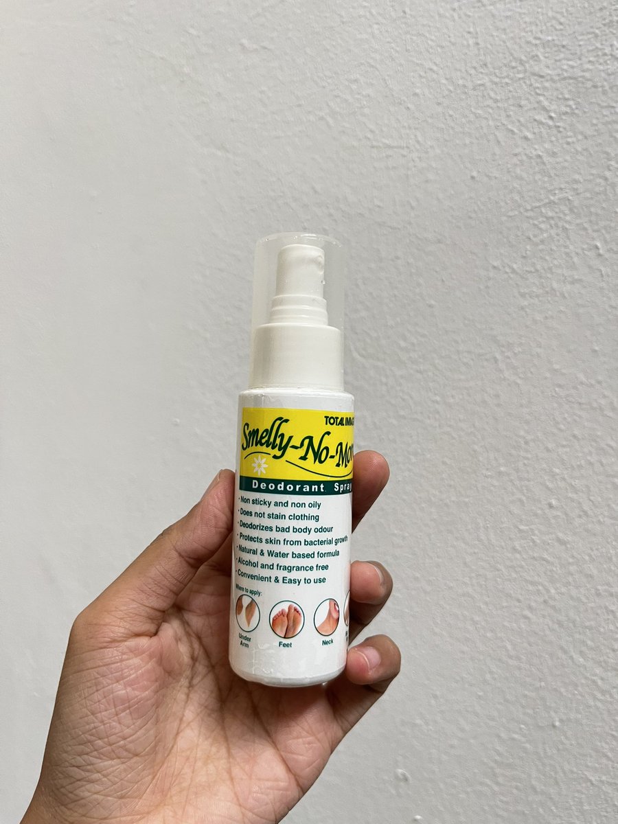 Dah lama beli tapi jarang pakai. Pastu semalam perasan tiak bau tengik iler sebab panas sangat. Harini spray benda ni, pergi briskwalk pun tiak masih wangi 😆