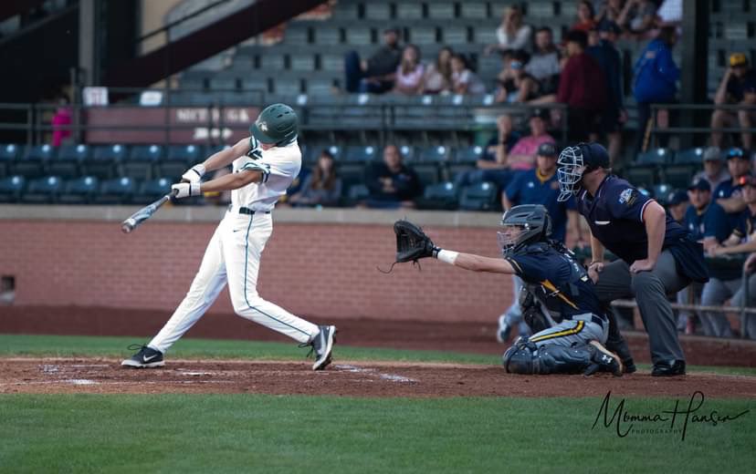 NORTHHUSKYBASEB's tweet photo. Need a big turnout from Husky Nation tomorrow night……..North v Harrison for the 4A Sectional Title……6:00 pm Bosse Field https://t.co/TfEcRXQutI
