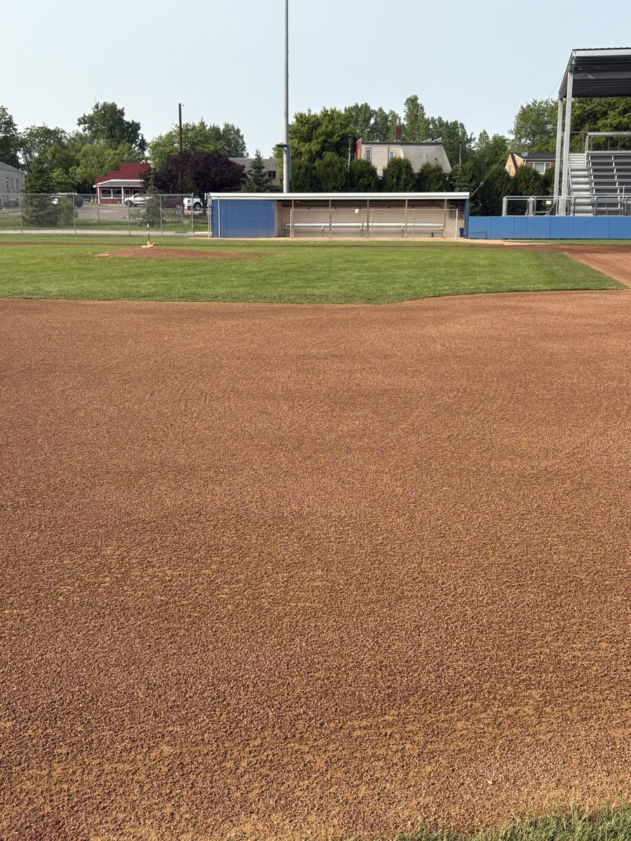 Fitz12Joey's tweet image. Worked with @MNSodCo to install our first @bryanrock_RBDA infield at Fortin Field for the @MNHamelHawks @MinnBaseball