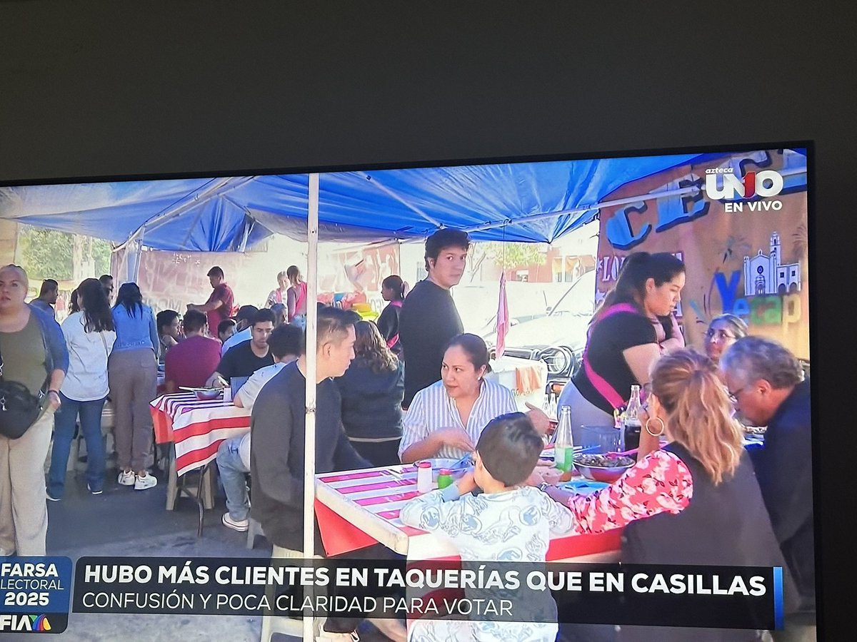 TV Azteca usando el horario de #MasterChefCelebrity para propaganda política e intentar golpear a la presidenta

mucho mal en esta elección pedorra, pero que quede claro que a Salinas Pliego y sus achichincles no les interesa México ni la justicia, están protegiendo sus intereses