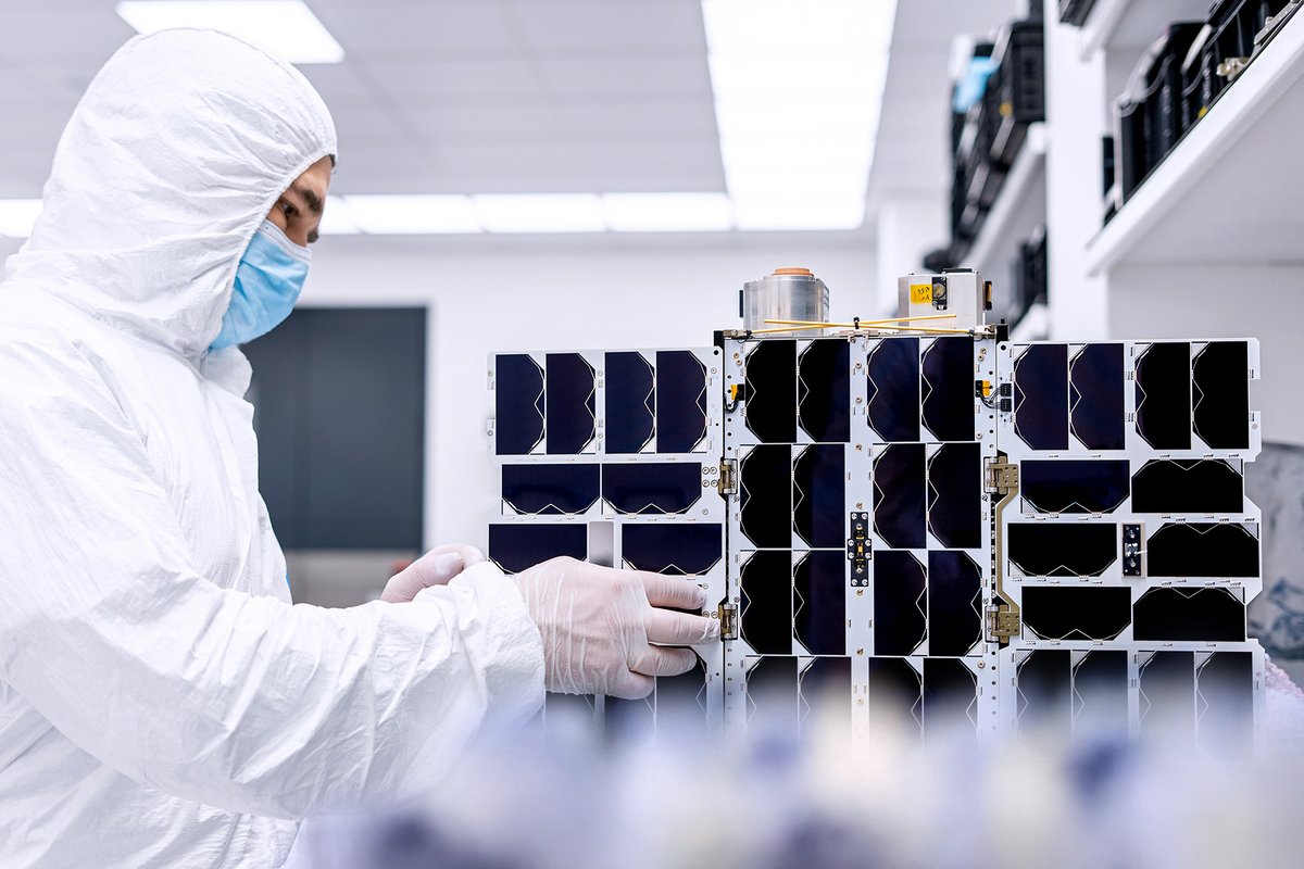 New Venus Observation Mission - World's First Long-Term Planetary CubeSat Study by Korea’s Institute for Basic Science and NanoAvionics

ibs.re.kr/cop/bbs/BBSMST…