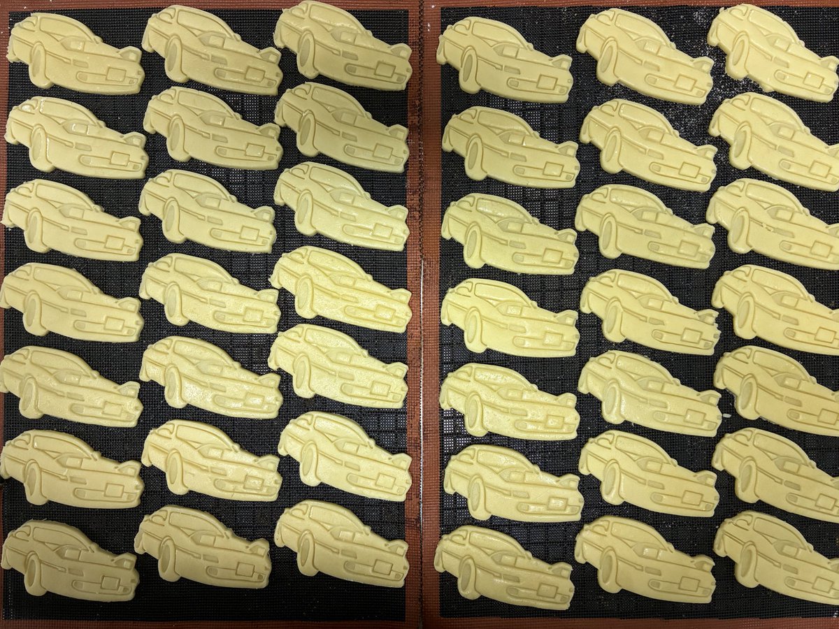 DinosaurTree_'s tweet photo. 今日も開いてます！
えすだぶ量産🫶
ご来店お待ちしてます〜！ https://t.co/TRlHOtwRb3