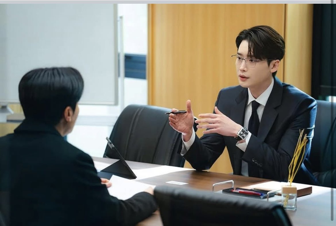 ElissaArbelo1's tweet photo. IG Update 
2 June 2025 

Aman project update 

Post caption: Ahn Ju is also going to work in Seocho-dong Yeopjo Town A 24 hour preview of lawyer Ahn Joo-hyung 

#LawandTheCity #acefactory #amanproject https://t.co/RYT7CSxTf3