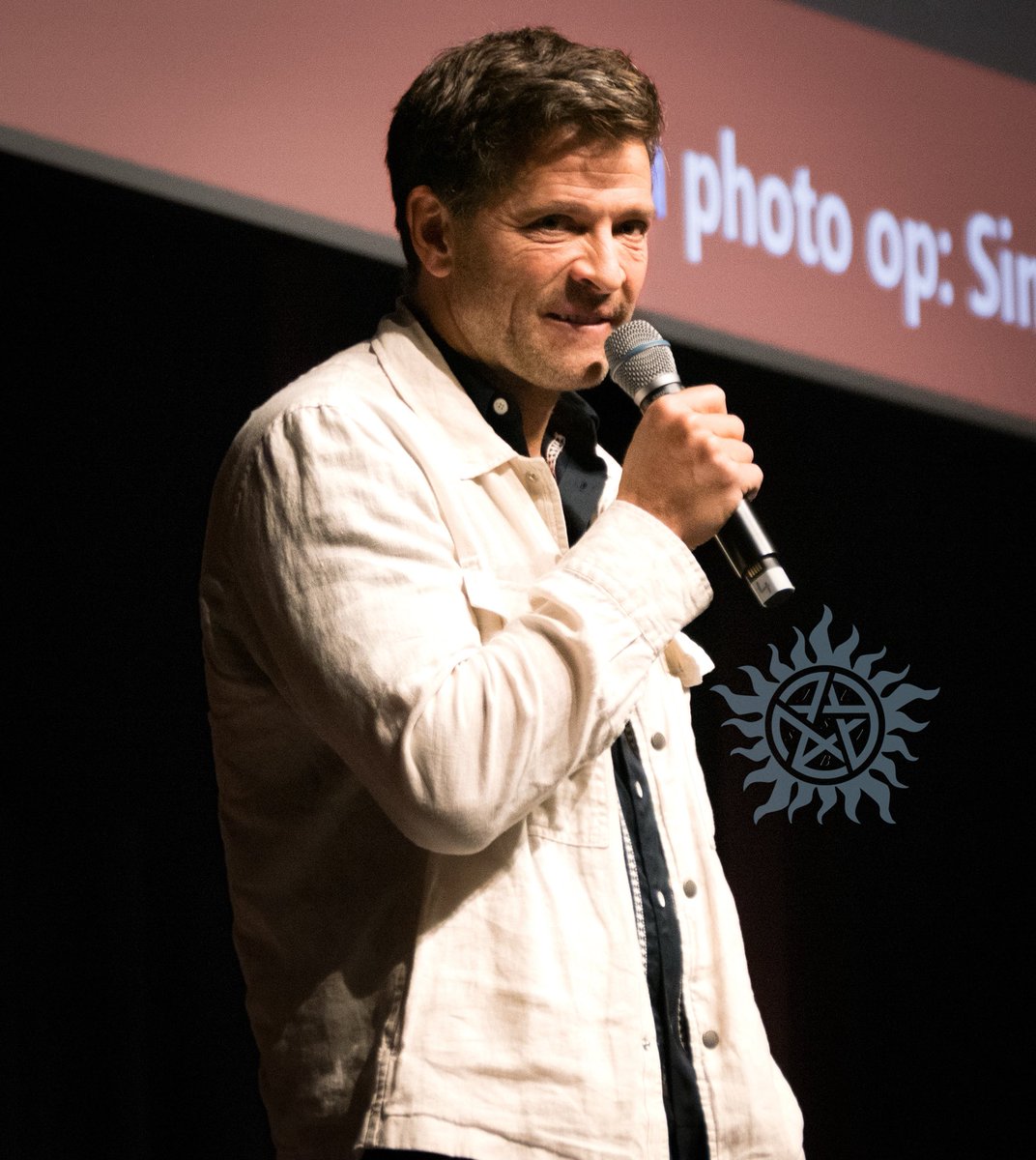 I’m sorry Sir, I’ll behave now. 😆😇

#purcon9 #SPNFamily #TheStare