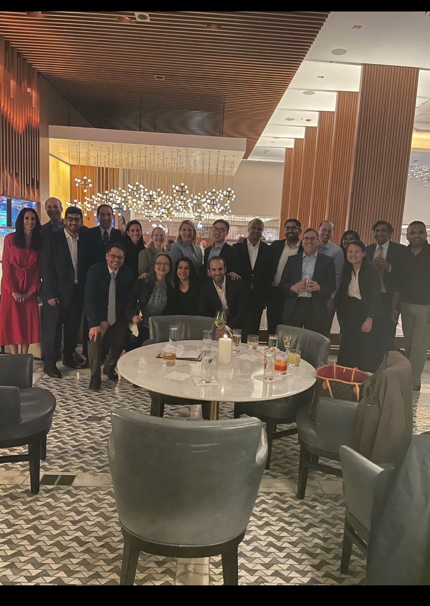 minaseconomides's tweet image. Amazing representation of @nyulangone @Perlmutter_CC at #ASCO25
@JSabari @JaniceM10 @PeterYuMD @kccsehak @ElaineShumMD