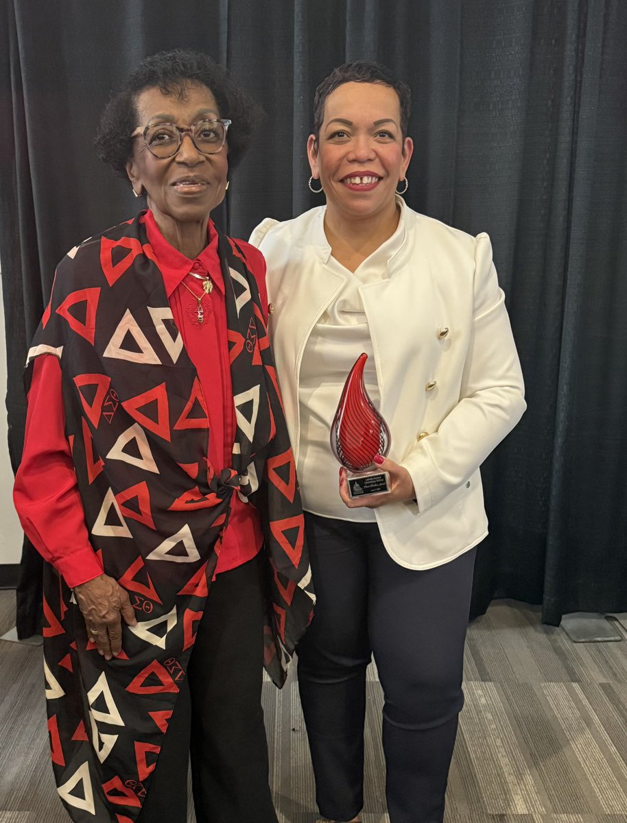 Shelly Gray tweet media