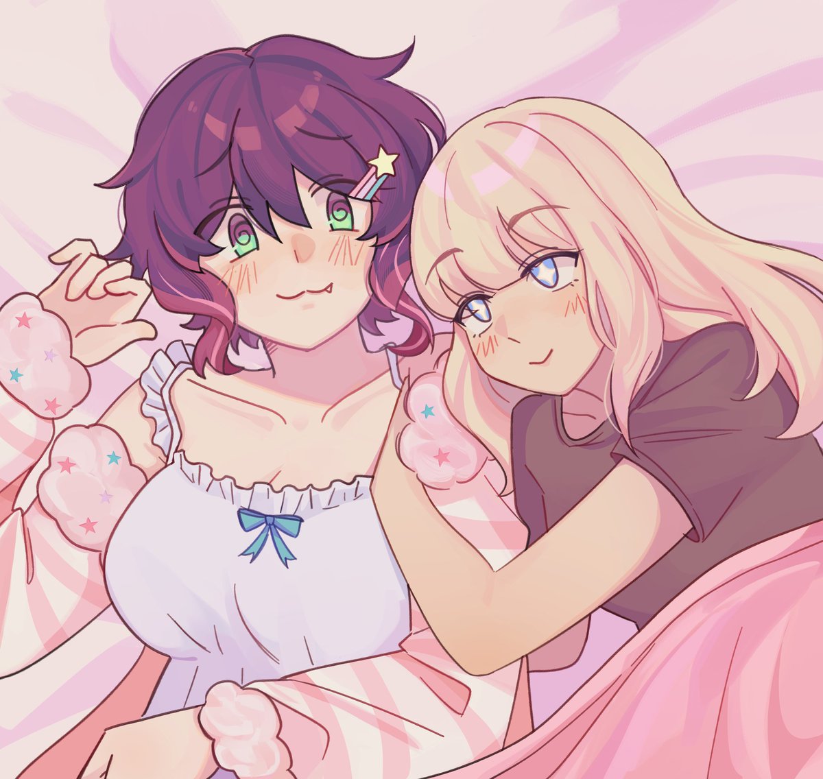 hatsuneisma's tweet image. happy pride month π³οΈβπ
commission your friends to draw lesbians π£οΈ
#beauroque