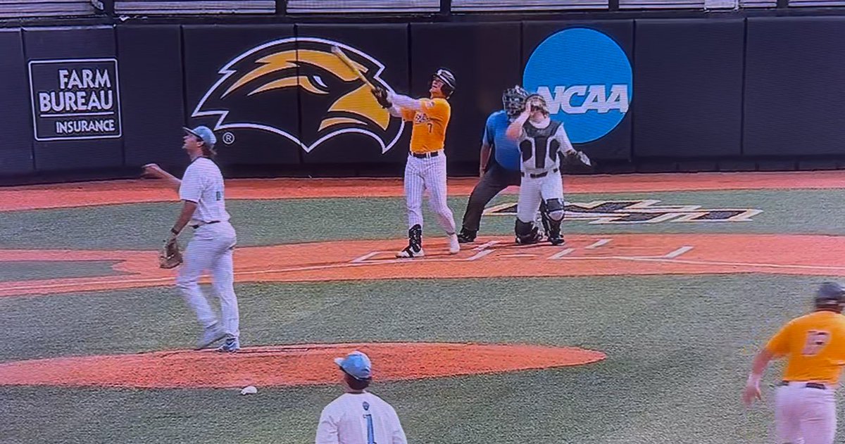 Matt Stewart (@mattstewarttv) on Twitter photo Two years ago <a href="/BenHigdon4/">Ben Higdon</a> was one of top JUCO players in the country. Signed with Kentucky. Got hurt. Never played there. Now after hitting just 4 HR in <a href="/SouthernMissBSB/">Southern Miss Baseball</a> first 57G he’s HR’d in 3 of last 4. No wonder Coach Oz says you can’t take him out of lineup Two years ago <a href="/BenHigdon4/">Ben Higdon</a> was one of top JUCO players in the country. Signed with Kentucky. Got hurt. Never played there. Now after hitting just 4 HR in <a href="/SouthernMissBSB/">Southern Miss Baseball</a> first 57G he’s HR’d in 3 of last 4. No wonder Coach Oz says you can’t take him out of lineup