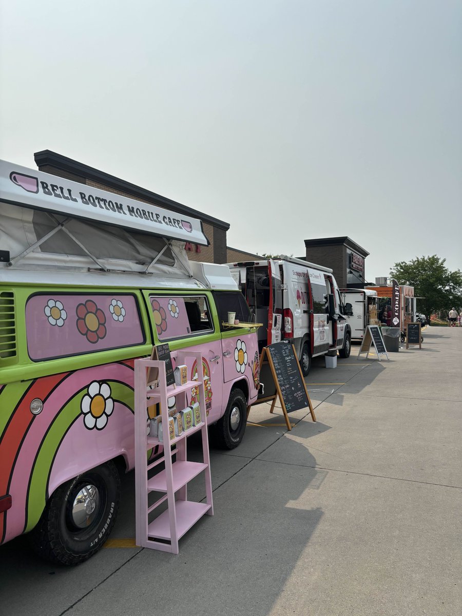 It was a beautiful day today at Lucky Star Market (<a href="/LuckyStarAmes/">Lucky Star Market</a>). Loved seeing all that the local vendors had to offer! #localbusiness