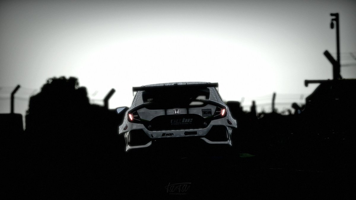 TSUTSU_RacingMS's tweet photo. MAG-Power💪

 #iRacing 4 Hours at Thruxton Topsprit - MAG-Performance SimRacing Team📸 https://t.co/EfzgcL4ff7