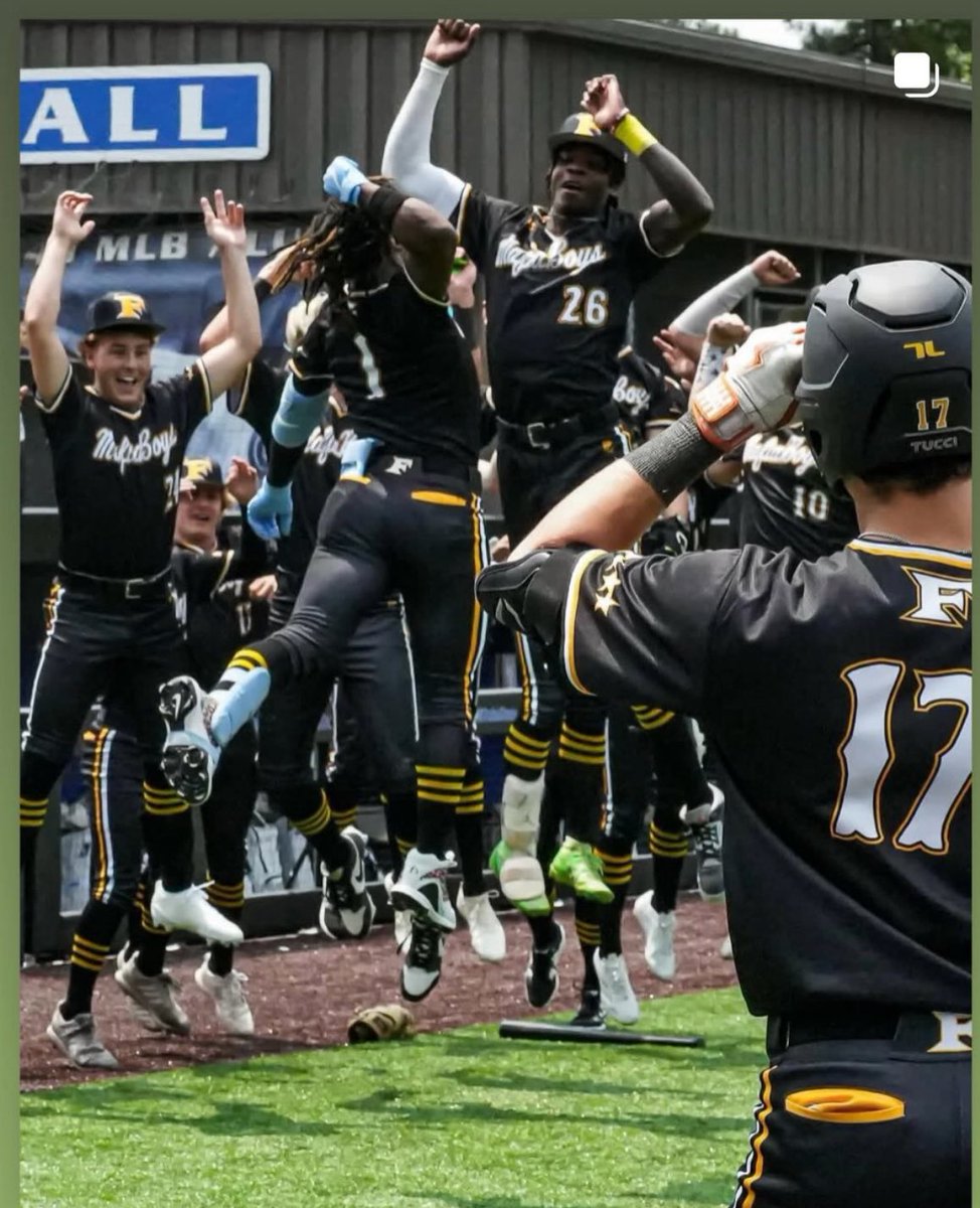 chubb_hitter's tweet image. Playing the game and having fun! 1 strike out, double, triple, &amp;amp; walk😈 and when your teammate hit a 💣 👋🏾 @5starnational @tucci_limited #2WayPlayer #5StarMafia #MAFIABASEBALL #TUCCI #teamtucci