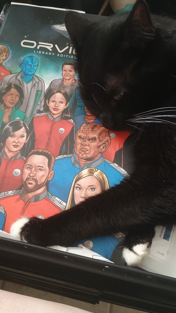 SciFiMombie (@scifimombie) on Twitter photo Oh yes Captain Boots loves The Orville comics! <a href="/kashinorei/">David Cabeza</a> <a href="/SethMacFarlane/">Seth MacFarlane</a> <a href="/DavidAGoodman/">David A. Goodman</a> <a href="/TheOrville/">The Orville</a> #scifimombie #theorville Oh yes Captain Boots loves The Orville comics! <a href="/kashinorei/">David Cabeza</a> <a href="/SethMacFarlane/">Seth MacFarlane</a> <a href="/DavidAGoodman/">David A. Goodman</a> <a href="/TheOrville/">The Orville</a> #scifimombie #theorville