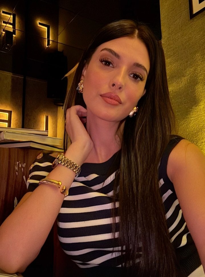 dizilancer's tweet photo. #MahassineMerabet 'ten yeni paylaşım ❣️ 

Güzel oyuncuyu yeni sezonda ana akım bir dizide görmek ister misiniz? https://t.co/g0LmXL2yON