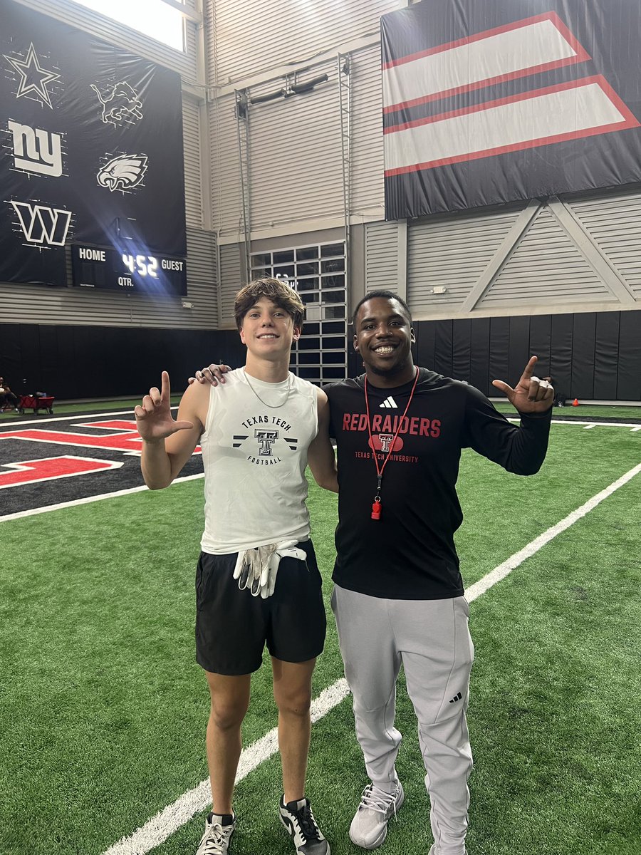 Brayden83698737's tweet photo. Texas tech Football Camp 2025 https://t.co/75xdV46m4Q