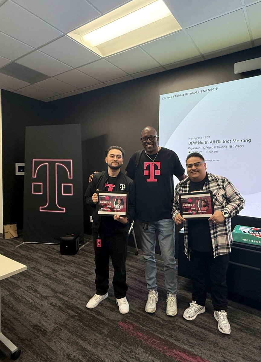 I’m Back! Another W district meeting and I got to win values leader alongside one of the best in the business <a href="/JesseCarr8998/">Jesse Carranza</a>