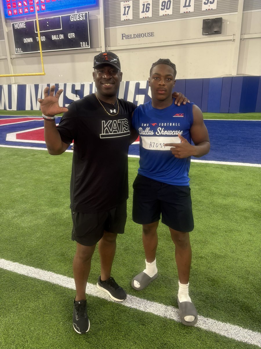 Cam “Major” Pettijohn (@campettijohn) on Twitter photo #AGTG after a great conversation with <a href="/31_CoachFAL/">Freddie Aughtry-Lindsay</a> I am blessed to receive a offer from Sam Houston #EatEmUpKats
<a href="/RivalsFriedman/">Adam Friedman</a> <a href="/adamgorney/">Adam Gorney</a> <a href="/ChadSimmons_/">ChadSimmons</a> <a href="/CKennedy247/">Collin Kennedy</a> <a href="/MikeRoach247/">Mike Roach</a> <a href="/Perroni247/">Brian Perroni</a> @Griffi_McVeigh <a href="/theRealDuke49/">Duke Pettijohn</a> #AGTG after a great conversation with <a href="/31_CoachFAL/">Freddie Aughtry-Lindsay</a> I am blessed to receive a offer from Sam Houston #EatEmUpKats
<a href="/RivalsFriedman/">Adam Friedman</a> <a href="/adamgorney/">Adam Gorney</a> <a href="/ChadSimmons_/">ChadSimmons</a> <a href="/CKennedy247/">Collin Kennedy</a> <a href="/MikeRoach247/">Mike Roach</a> <a href="/Perroni247/">Brian Perroni</a> @Griffi_McVeigh <a href="/theRealDuke49/">Duke Pettijohn</a>