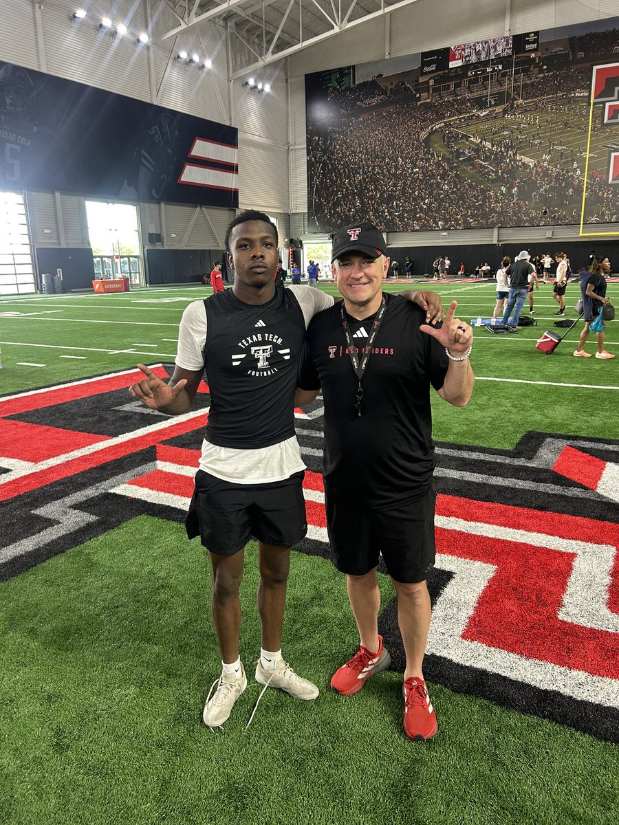 Justice french tweet media